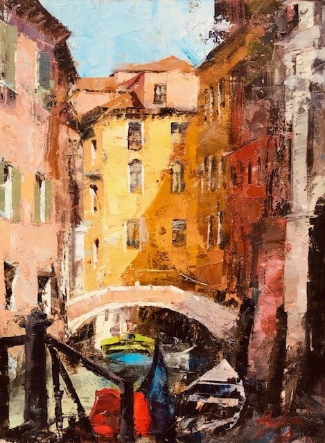 Häuser und eine Brücke in Venedig
